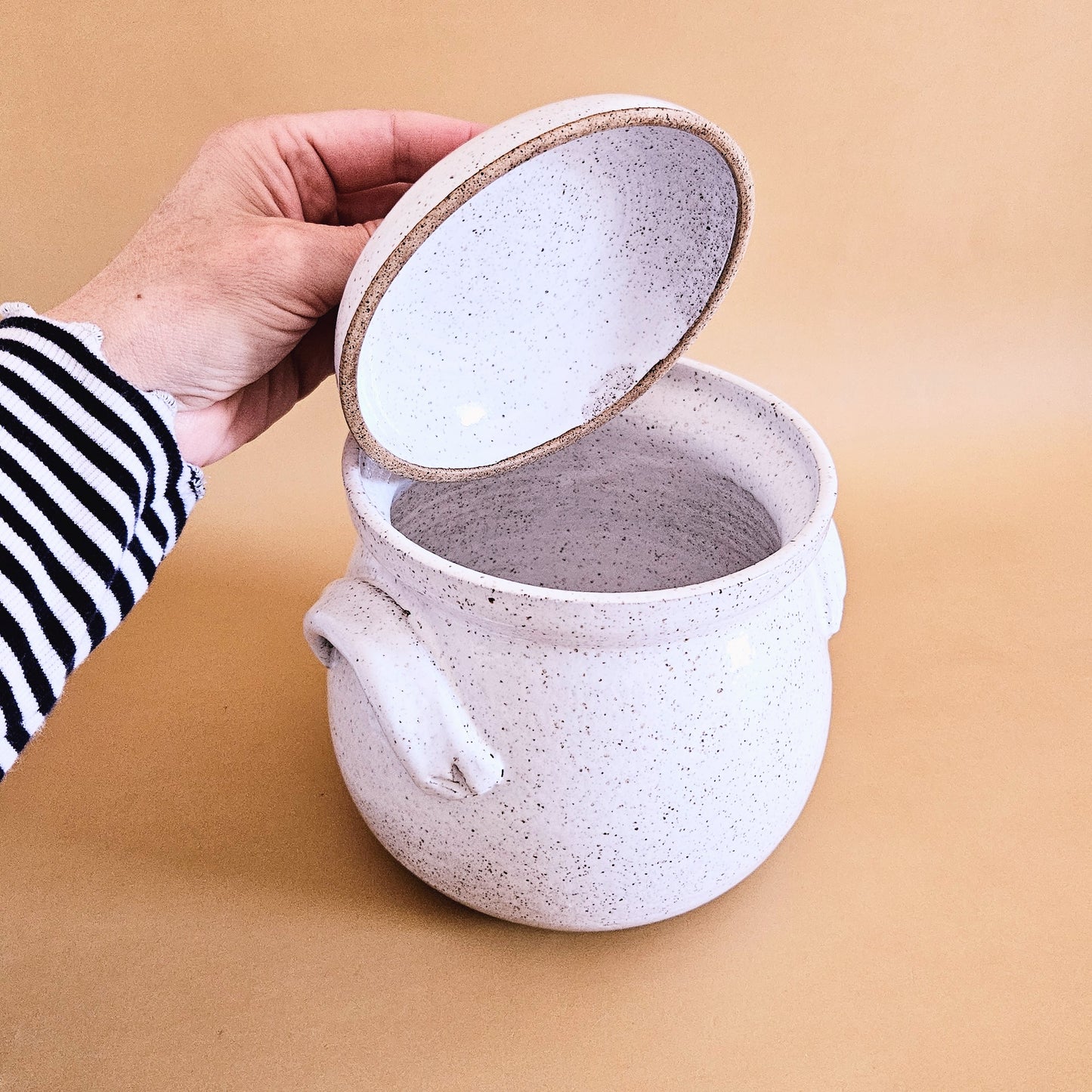 pot contenant vintage en grès