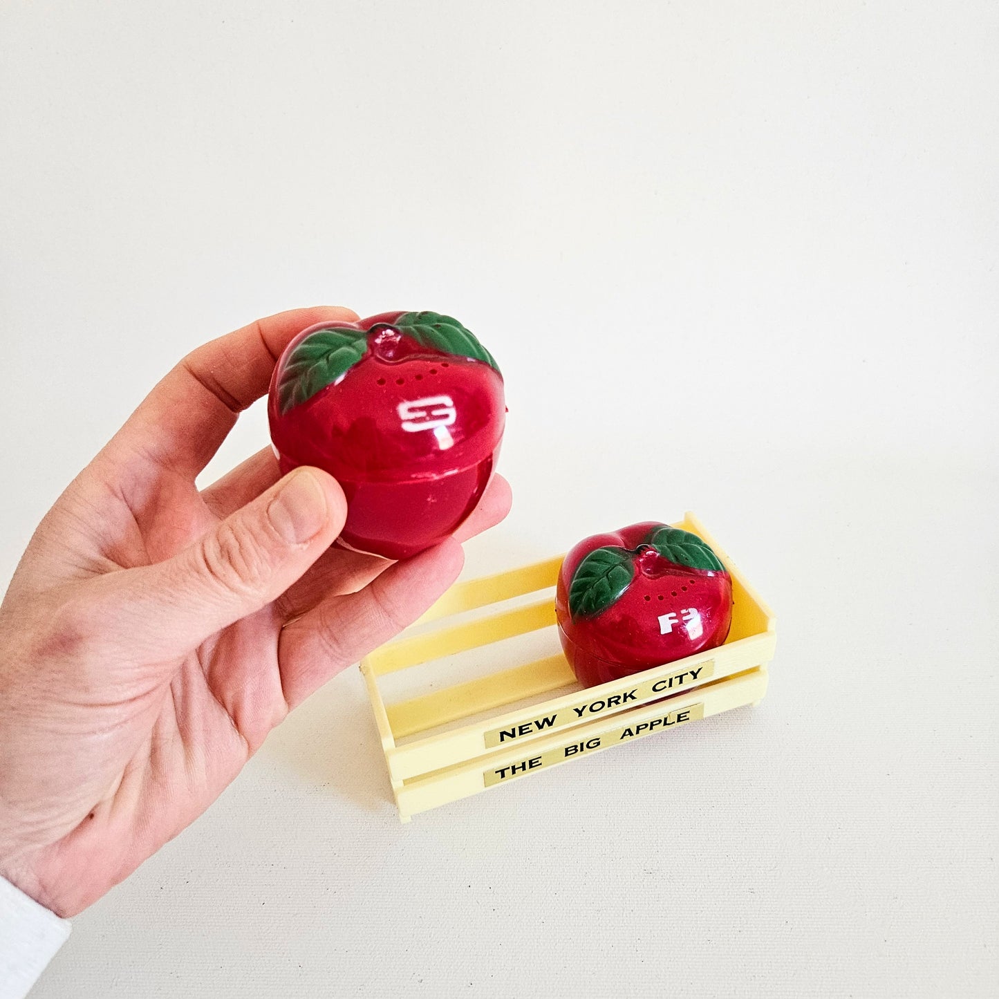 salière-poivrière Pommes