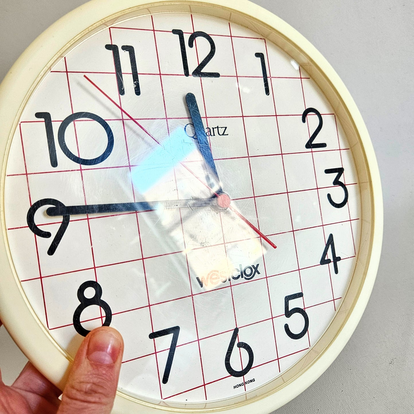 horloge vintage quadrillée