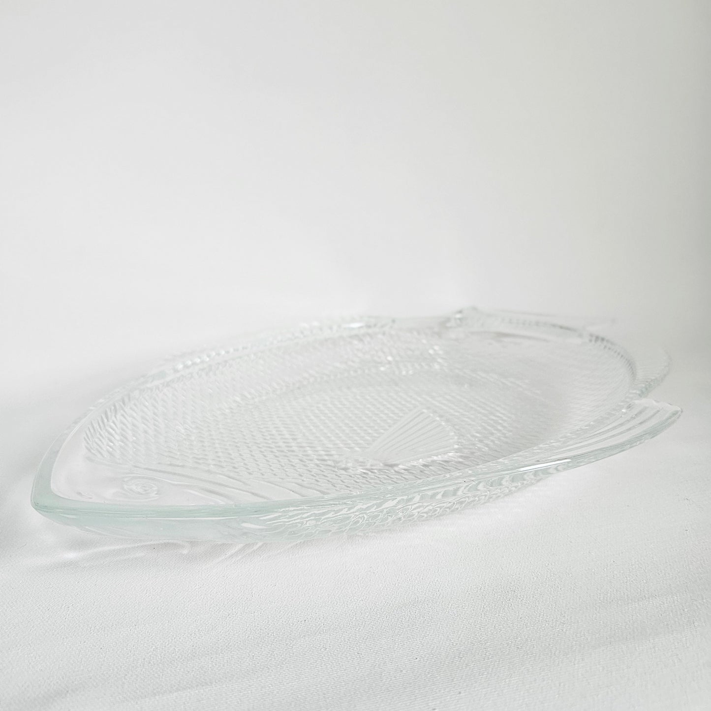 assiette en verre texturé Poisson, USA