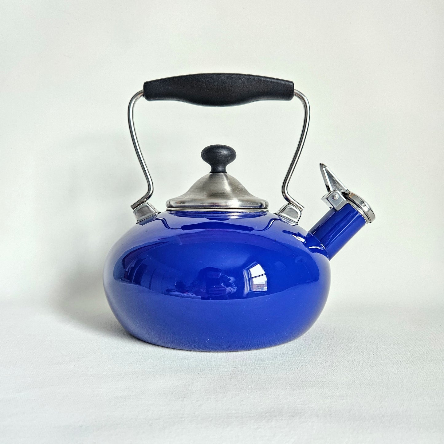 bouilloire en métal émaillé Chantal