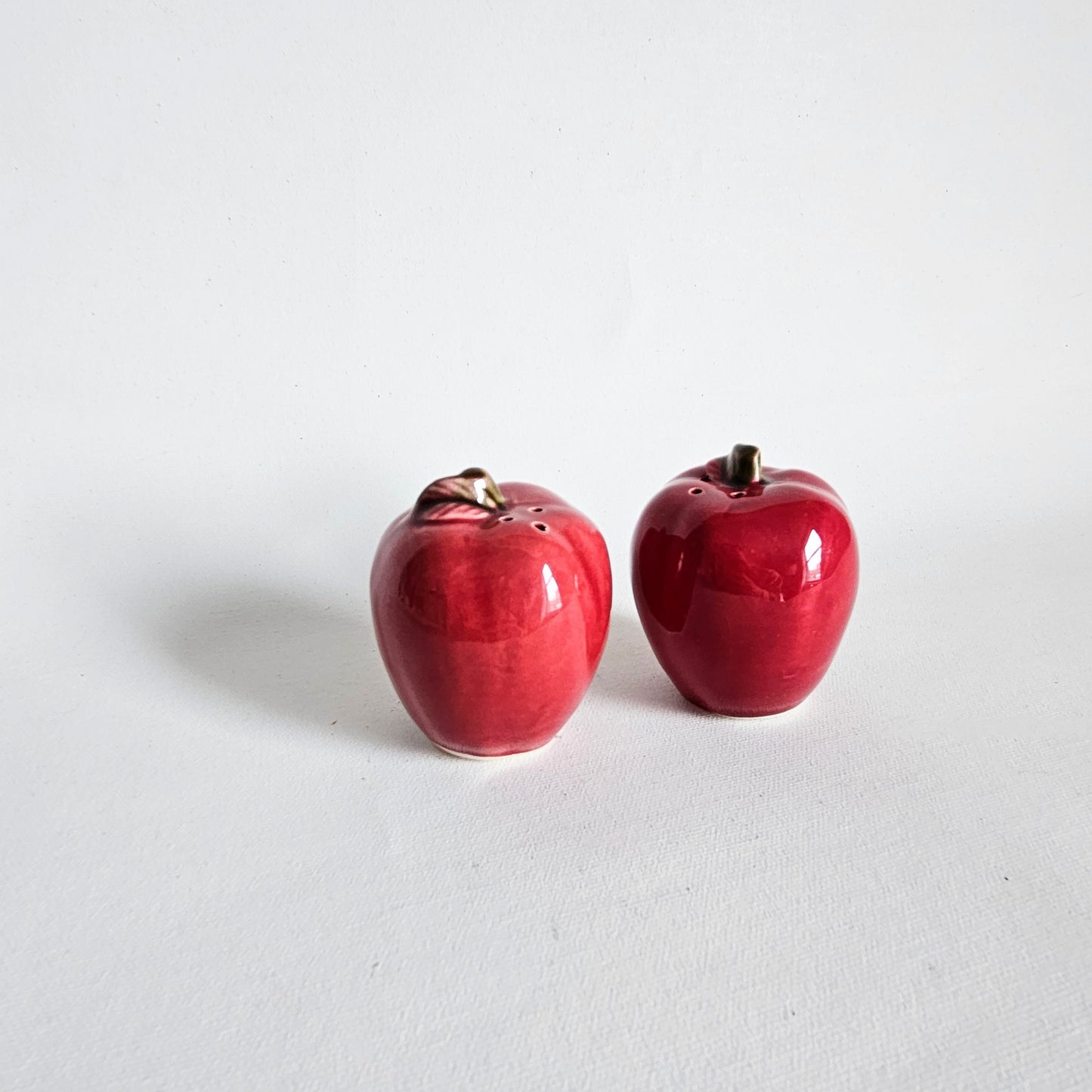 salière-poivrière Pommes