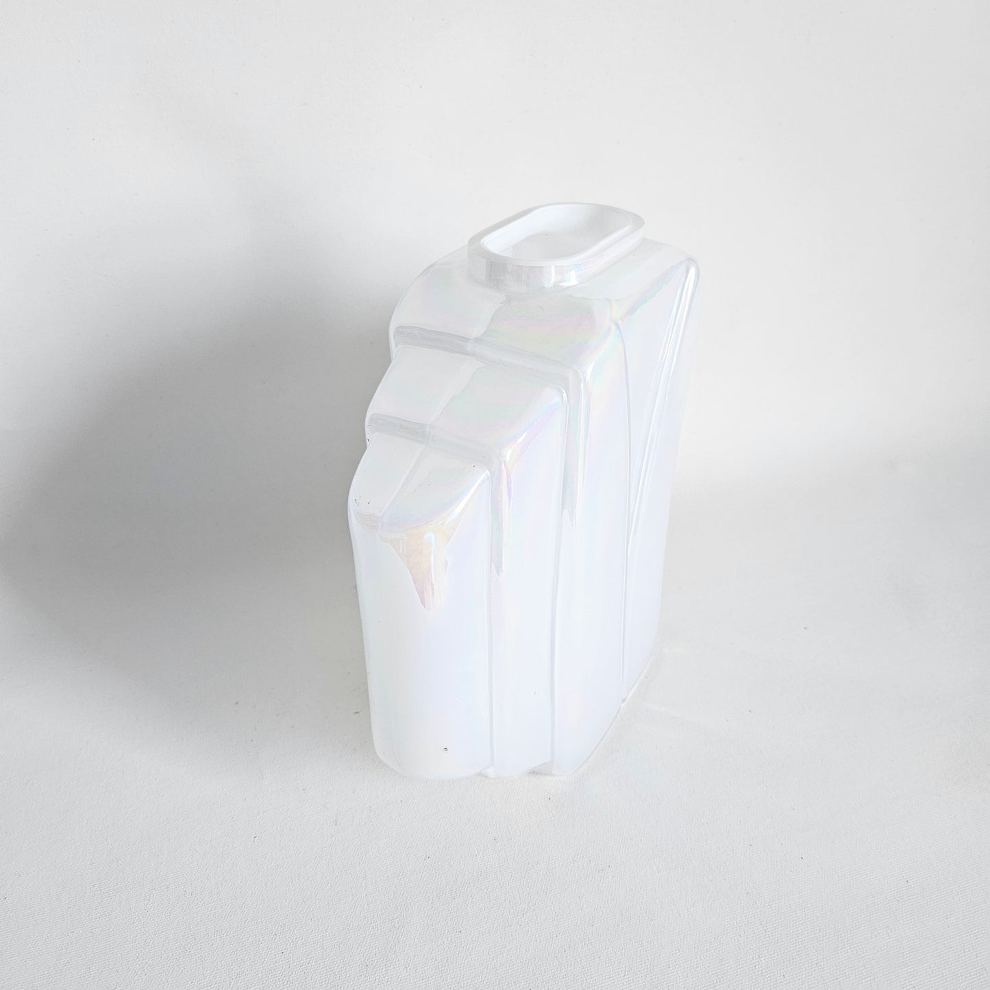 vase art deco iridescent