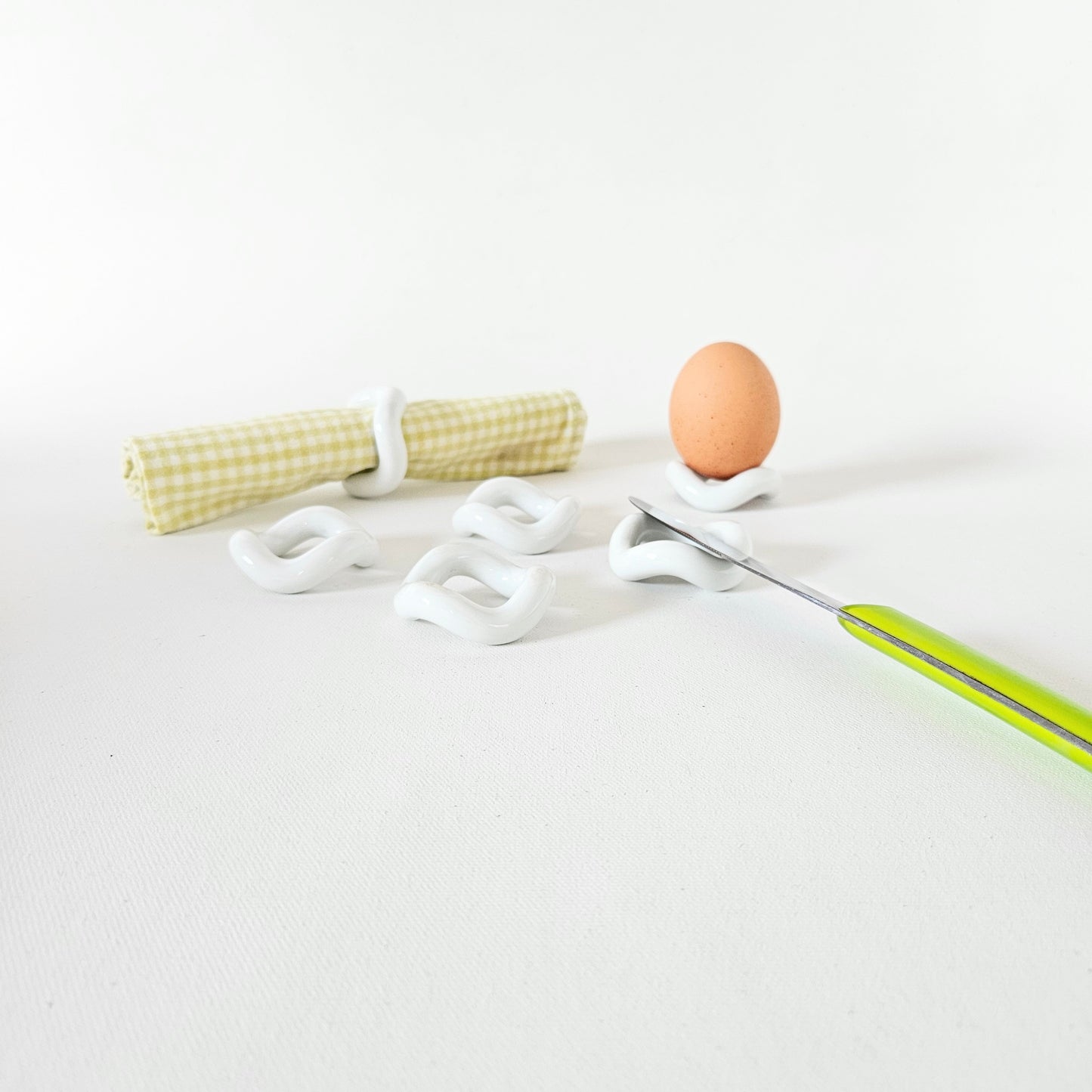 coquetiers-ronds de serviettes-porte-couteaux wavy x6