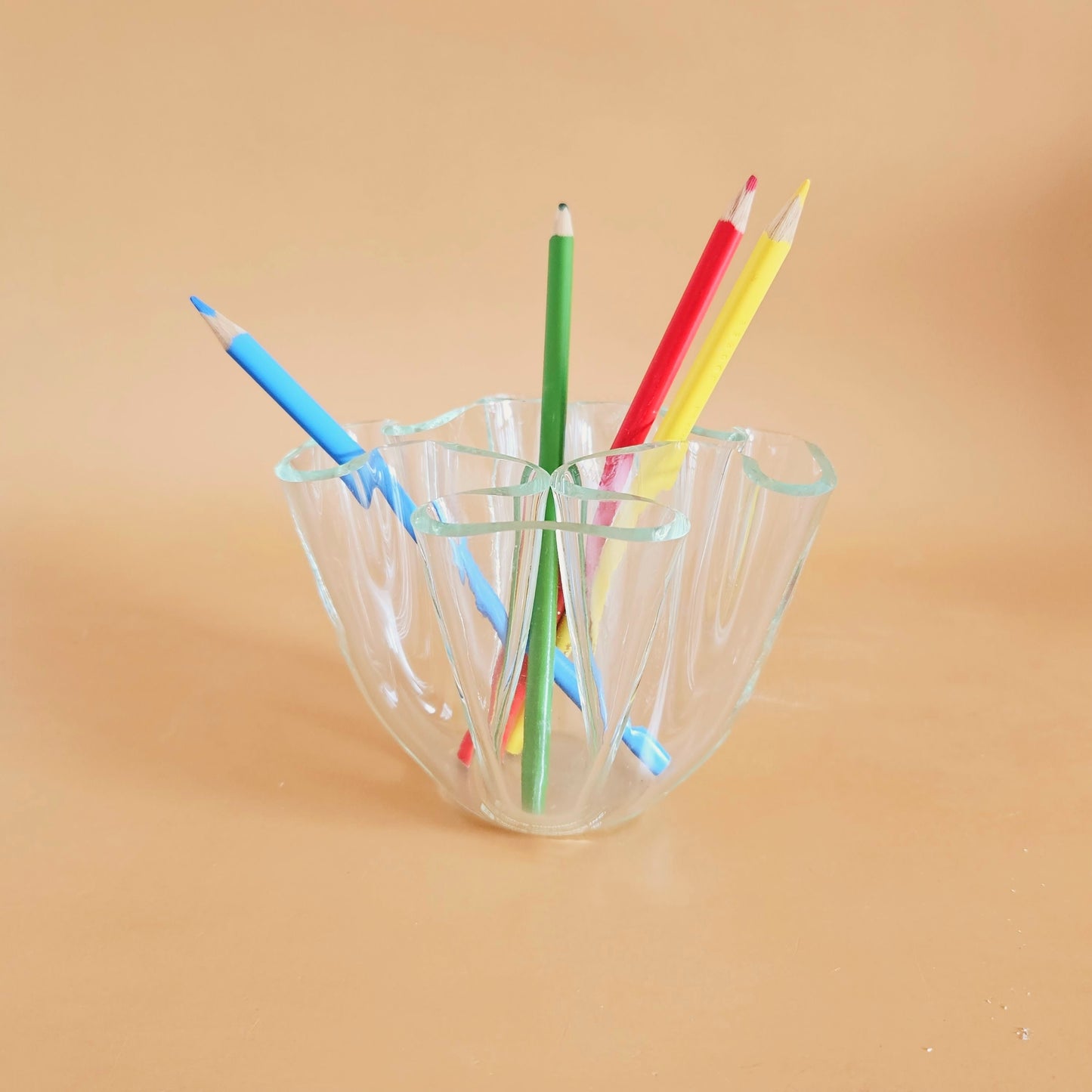 pot à crayons en acrylique