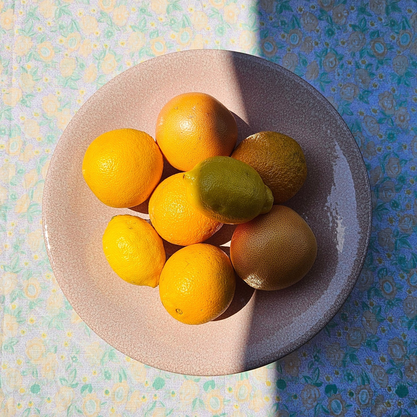 bol à fruits moucheté