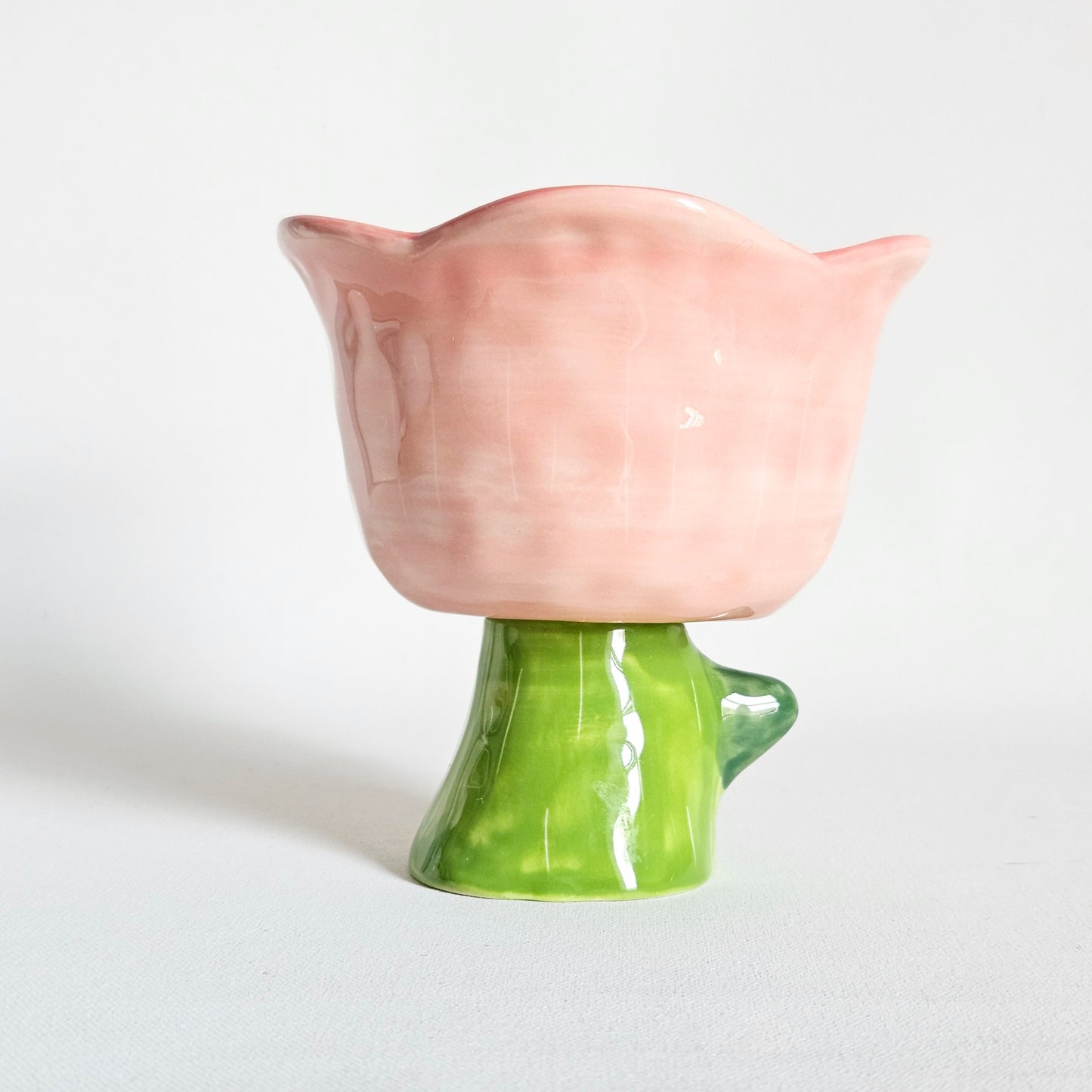 coupelle sur pied Fleur en céramique