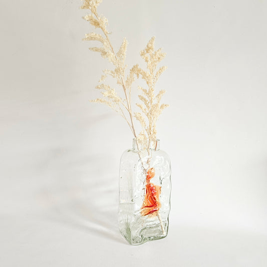 vase en verre froissé