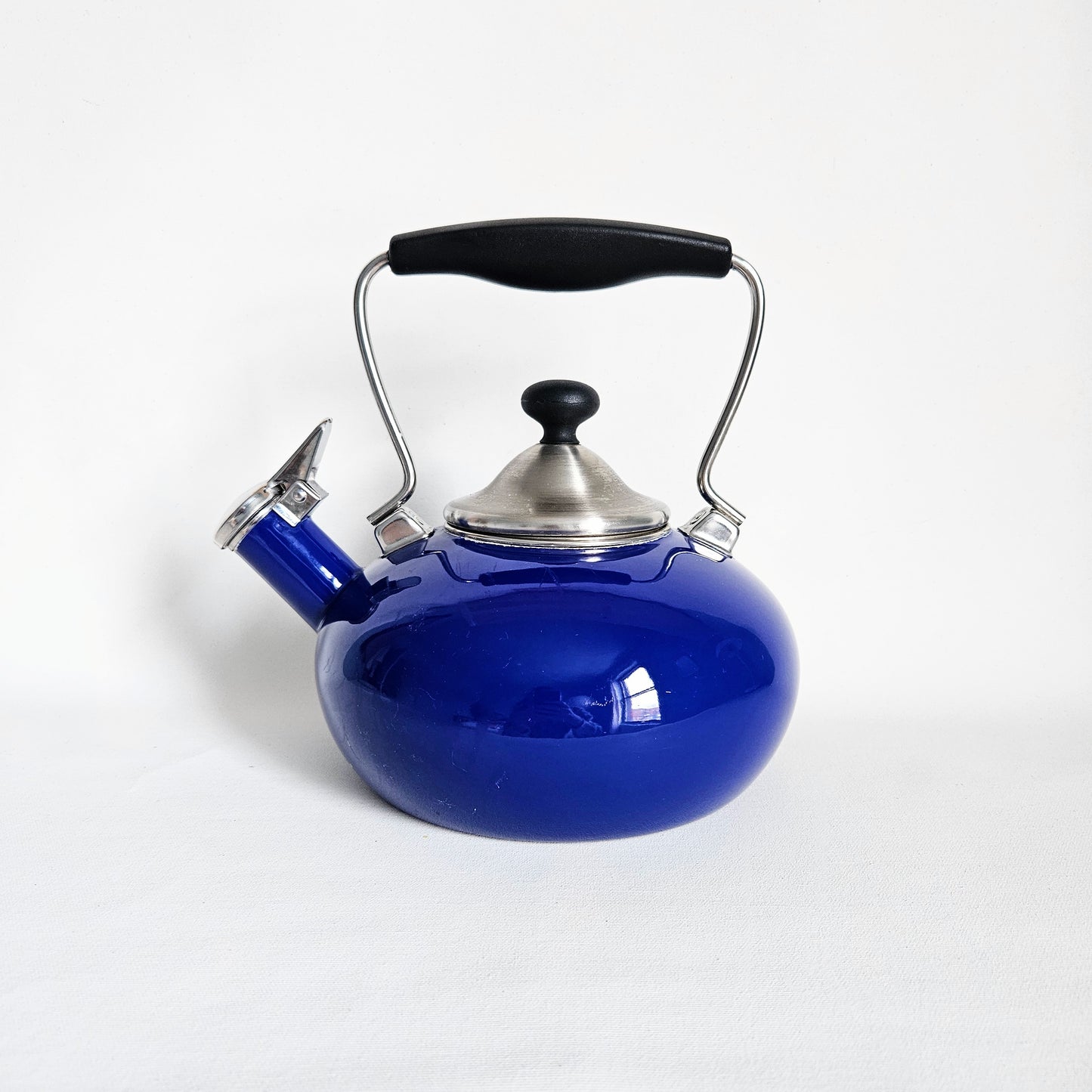 bouilloire en métal émaillé Chantal