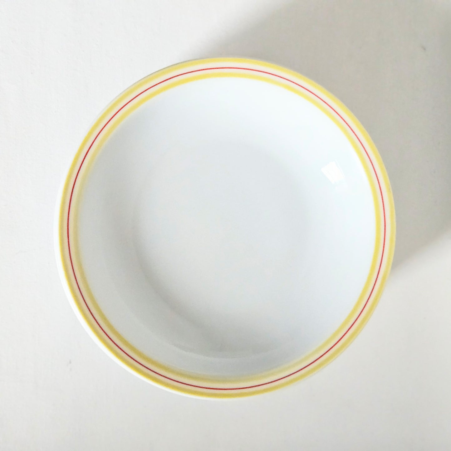 ensemble d'assiettes Ikea 1970s