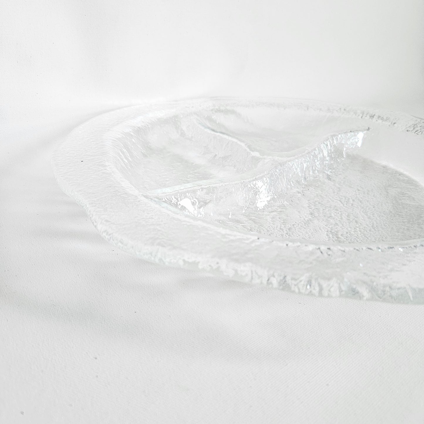 assiette de service xxl en verre texturé, IVV