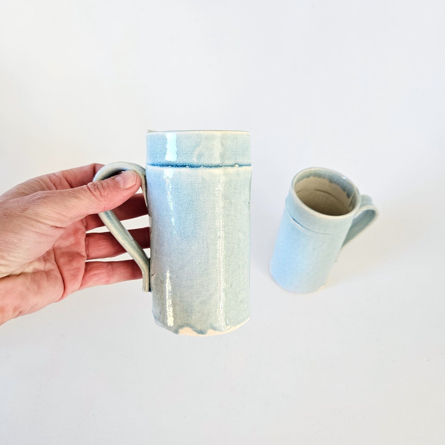 tasses en céramique artisanale