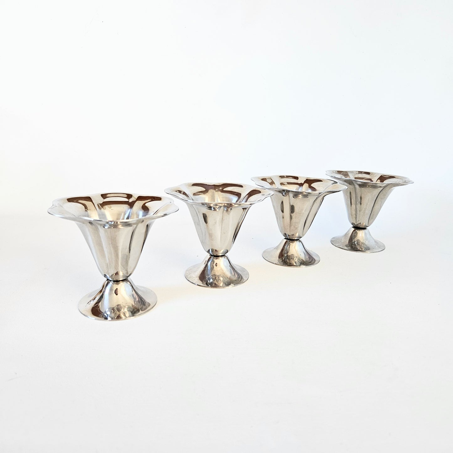 coupes à dessert en inox x4