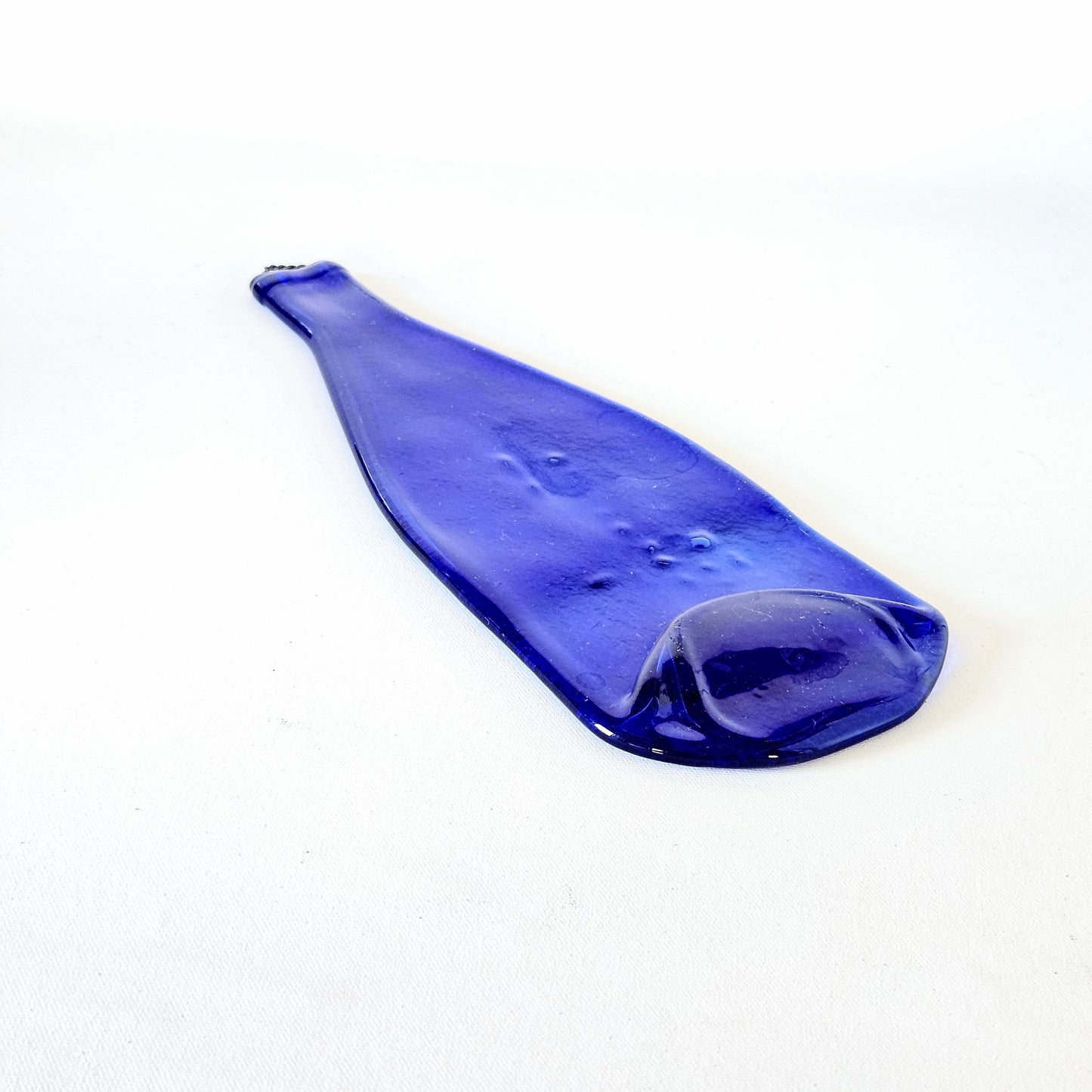 bouteille bleue murale