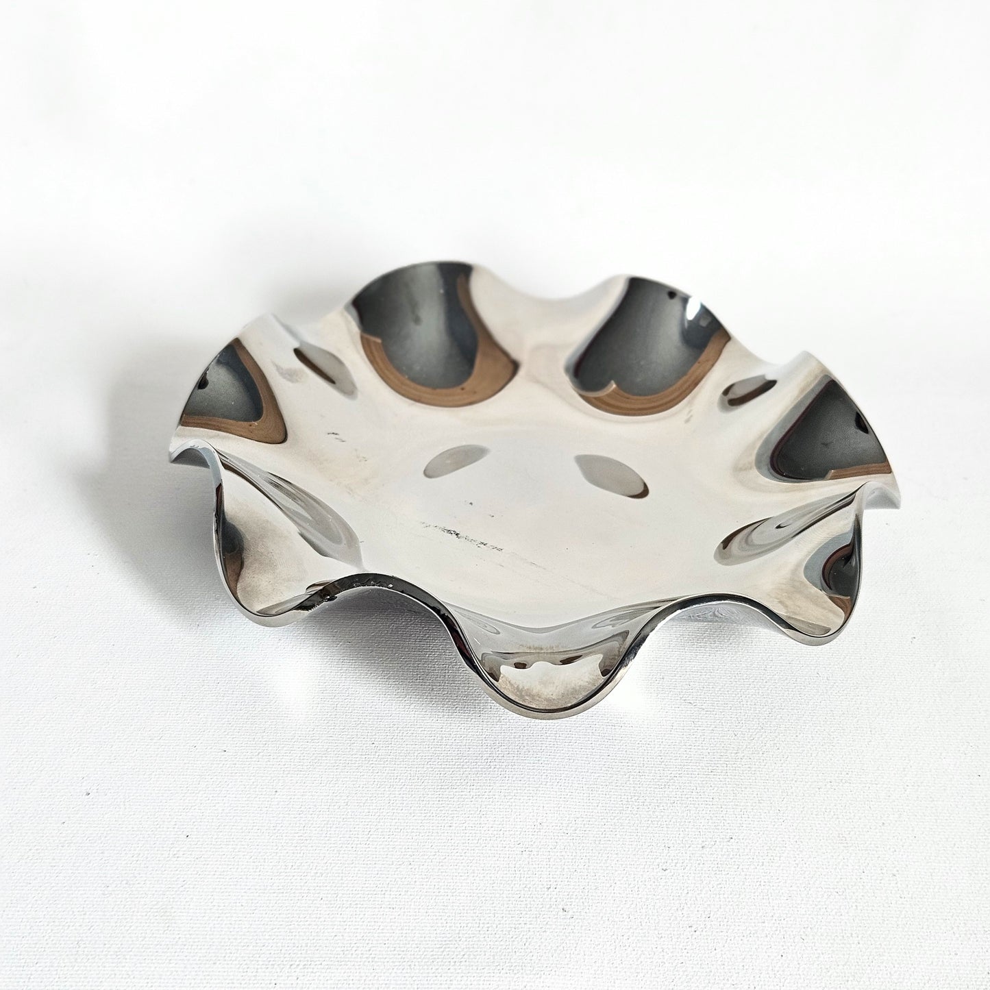 coupelle en verre chromé wavy