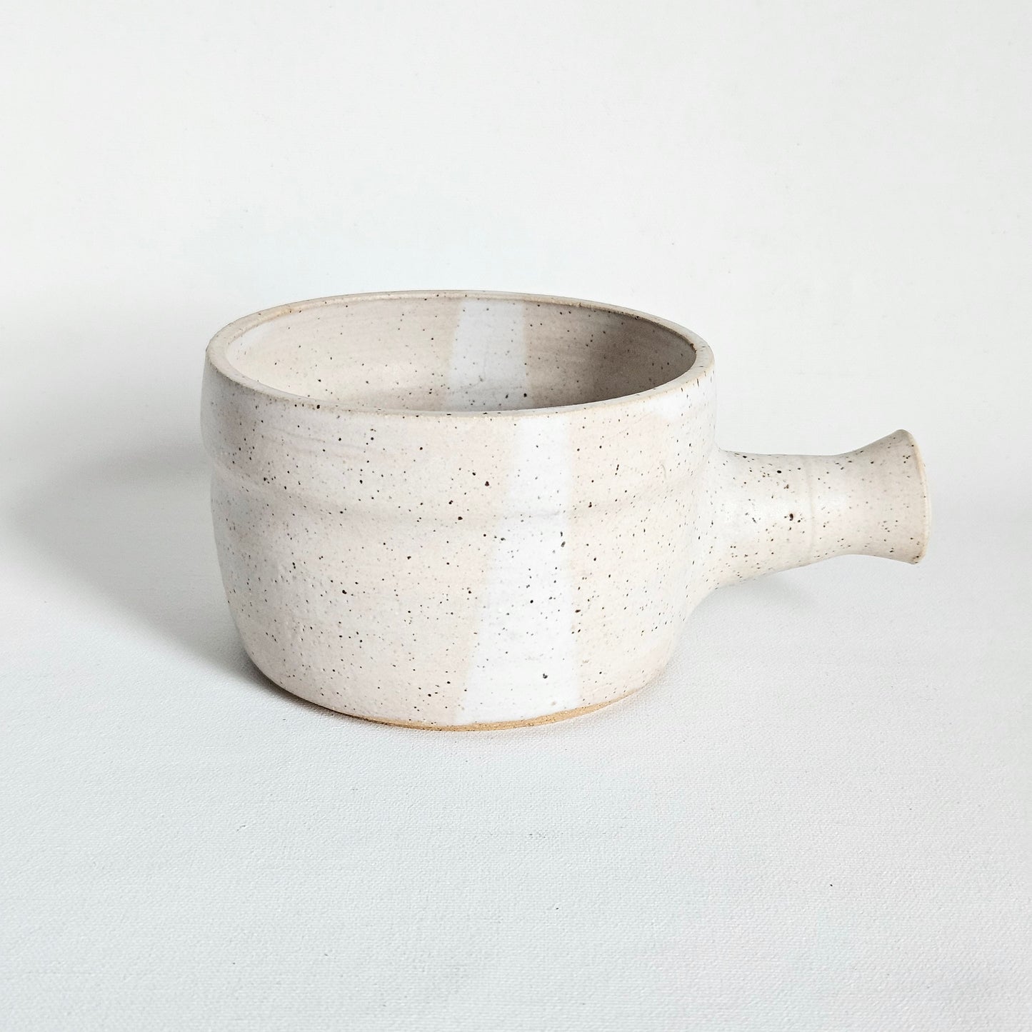 caquelon en céramique artisanale