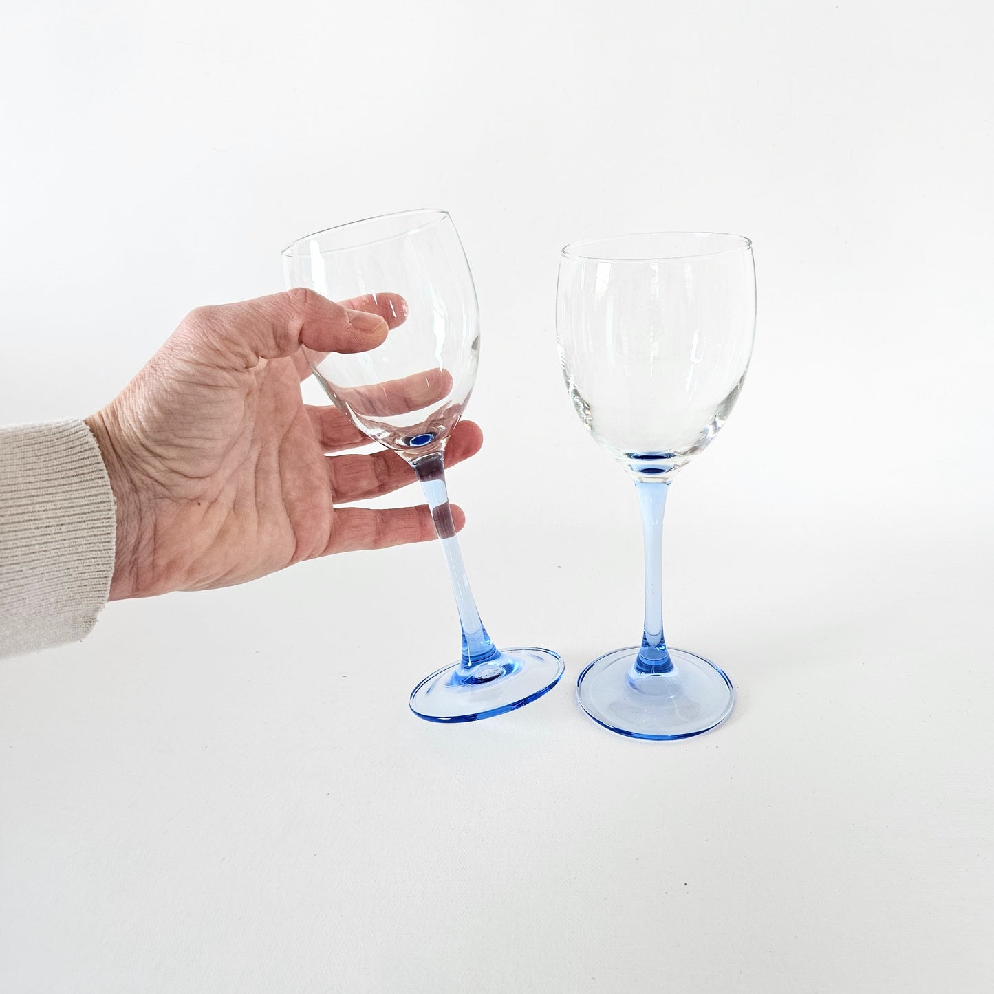 verres à pied bleu clair vintage Luminarc moyen x2