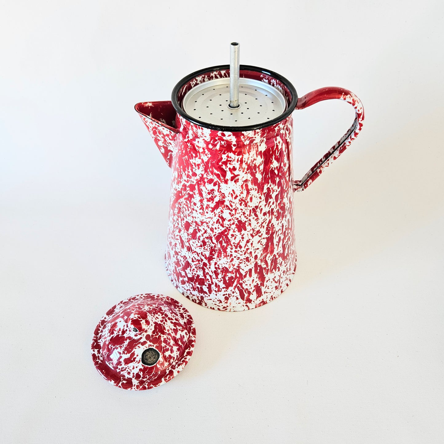 pichet+tasses en métal émaillé