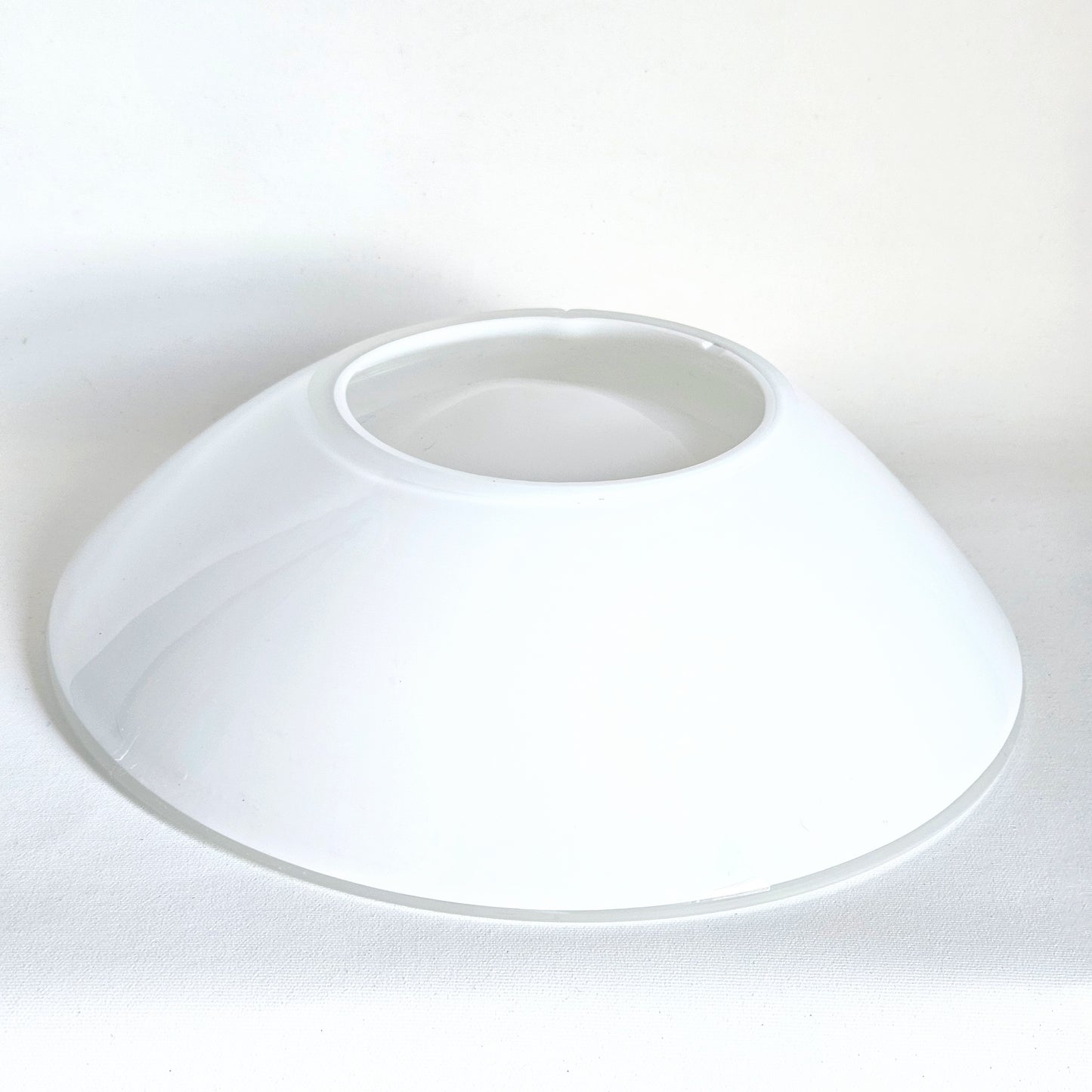 saladier en verre artisanal blanc