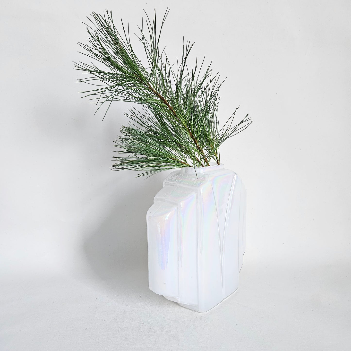 vase art deco iridescent