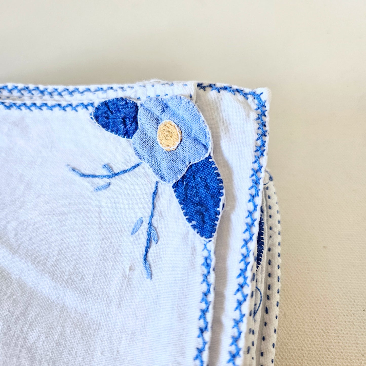 serviettes de table brodées x2