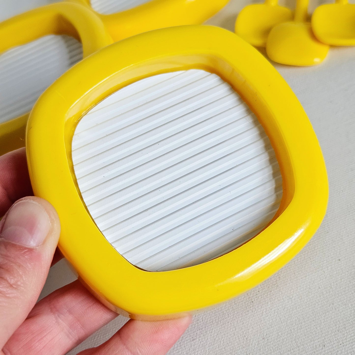 sous-verres et touillettes en plastique x8