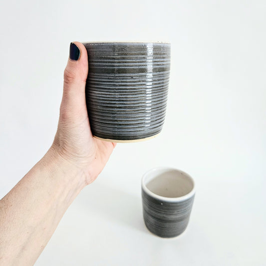 tasse gobelet en céramique artisanale, Sae