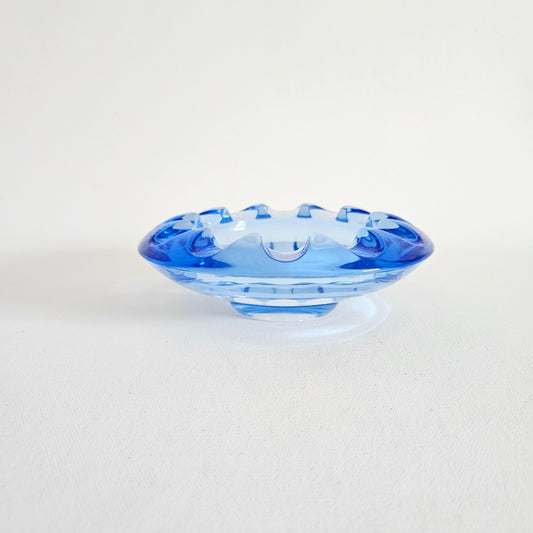 coupelle - cendrier Ovni en verre bleu