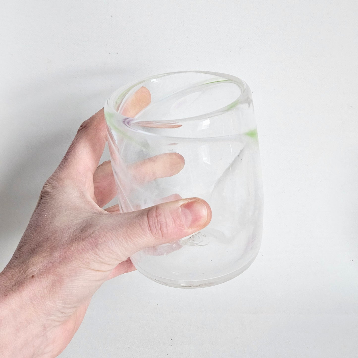 verre gobelet en verre soufflé