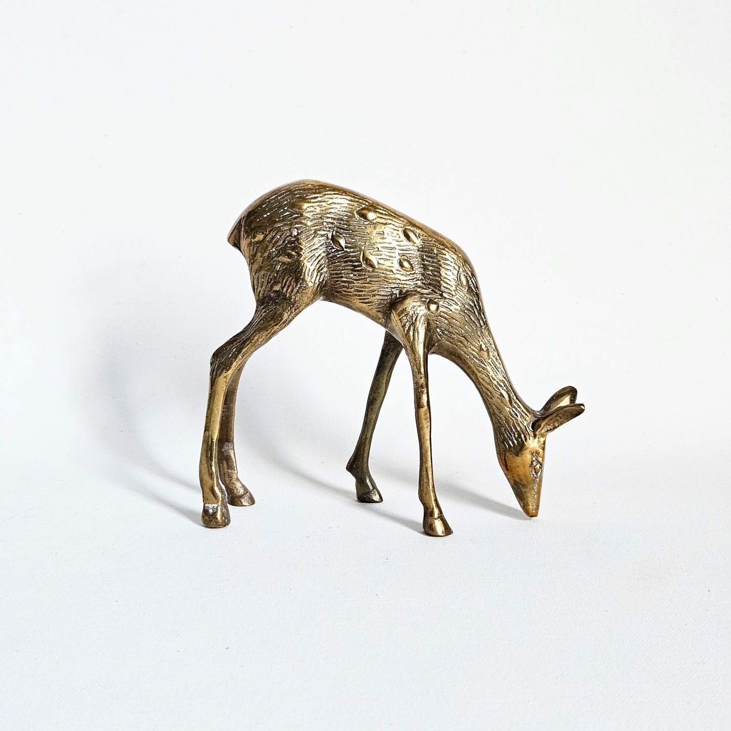 sculpture Biche en laiton