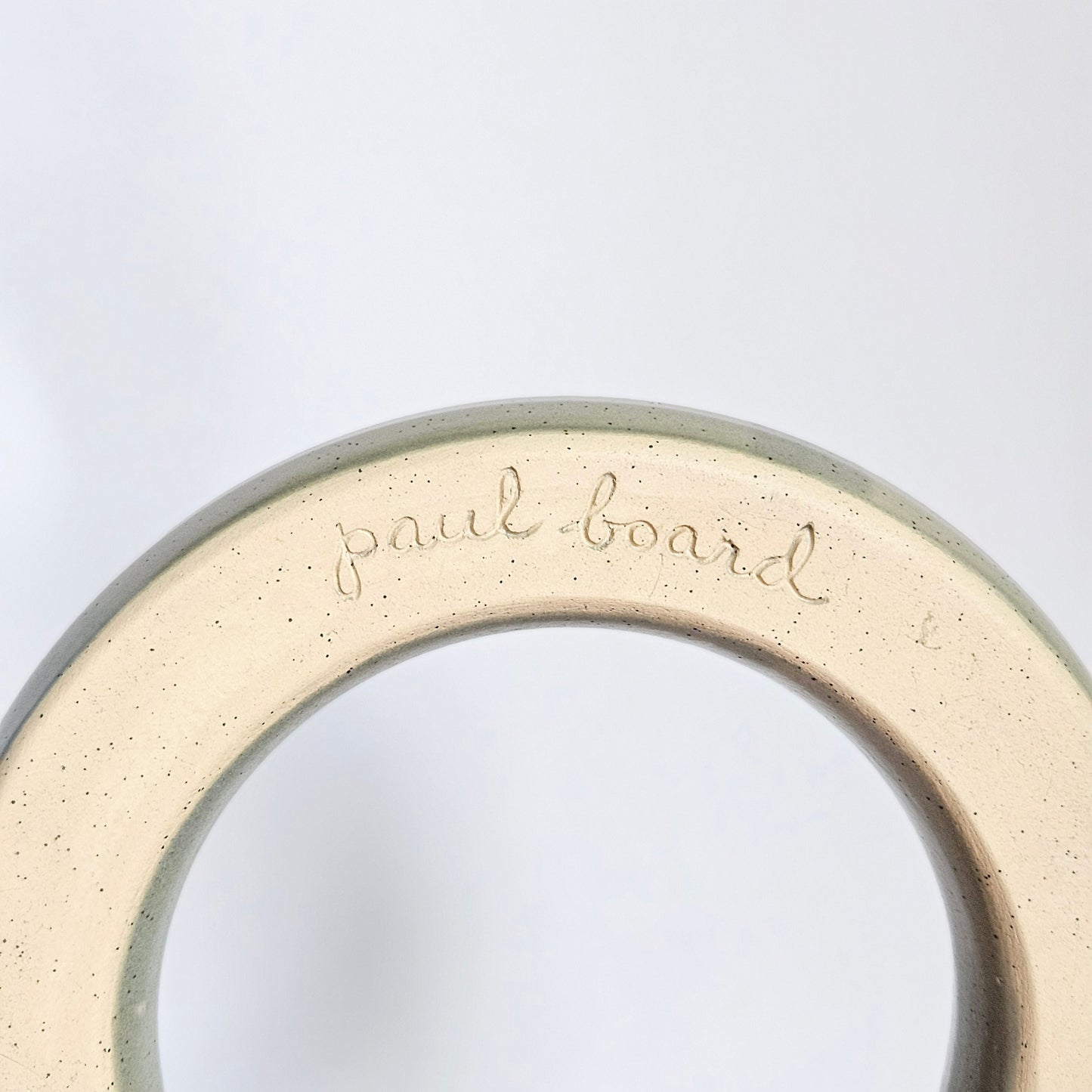 plat de service à olives en céramique artisanale