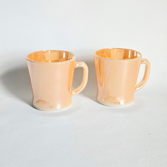 tasses irisées Peach, Anchor Hocking Fire King x2