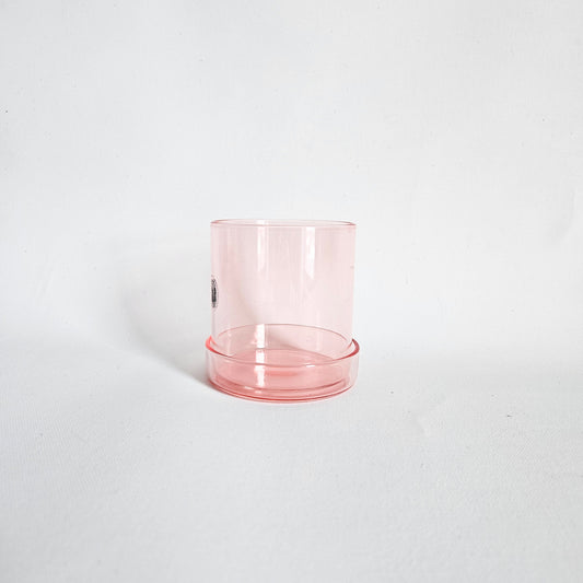contenant en verre rose