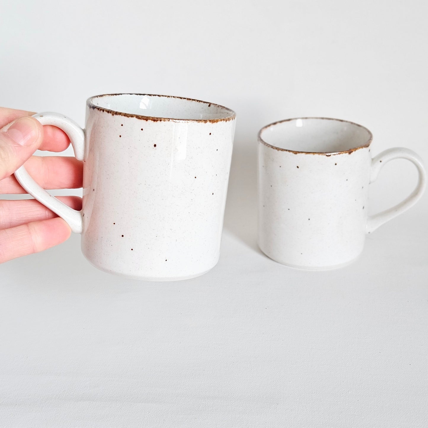 tasses J&G Meakin x2