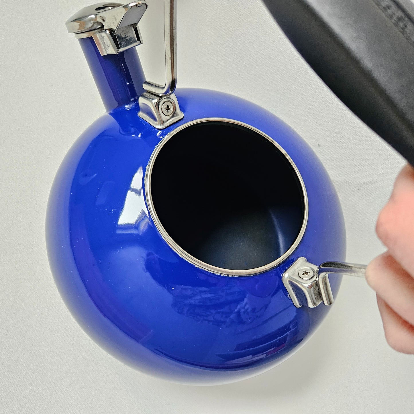 bouilloire en métal émaillé Chantal