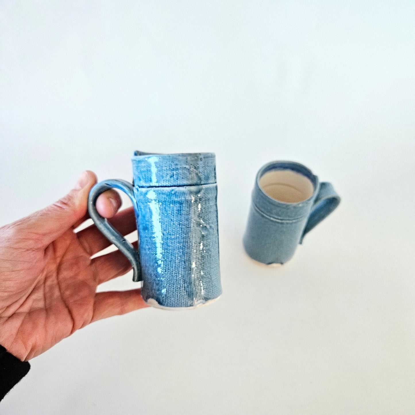 tasses en céramique artisanale