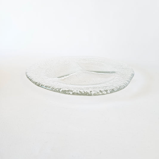 assiette de service en verre texturé