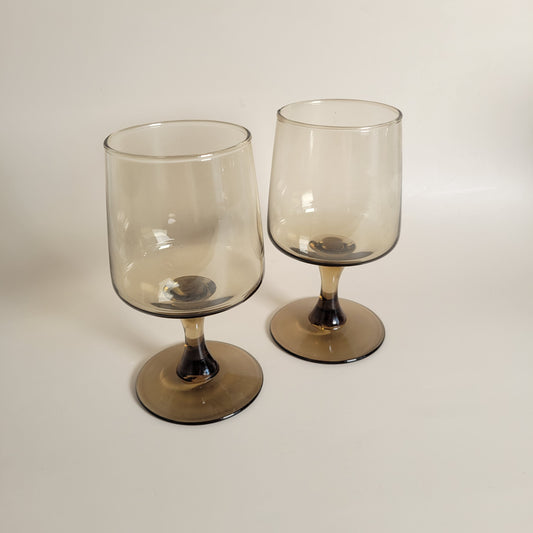 verres à pied midcentury en verre fumé gm x2