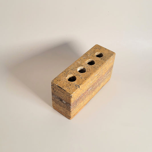 porte-crayons en pierre